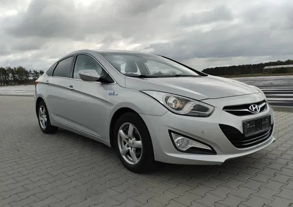 zbąszyń Hyundai i40 cena 20500 przebieg: 209000, rok produkcji 2013 z Zbąszyń